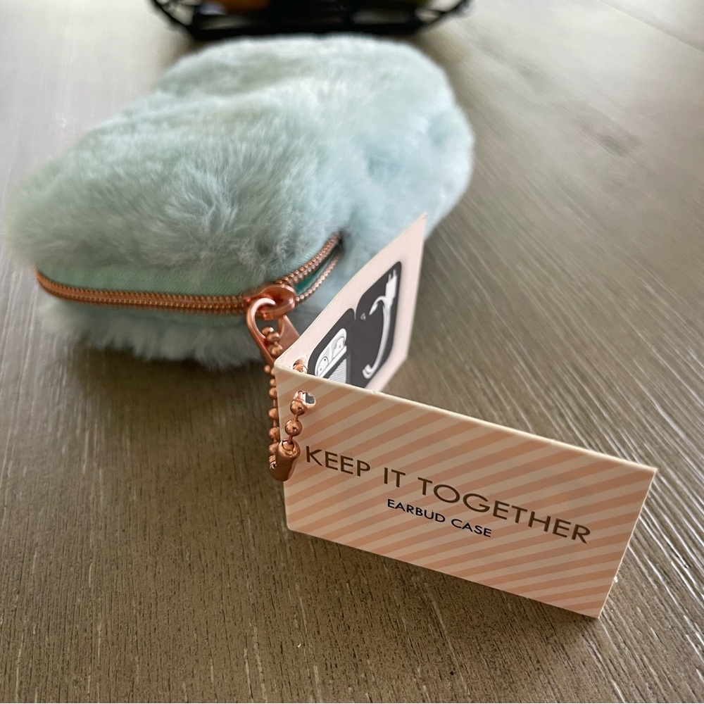Anthropologie faux fur earbud case
